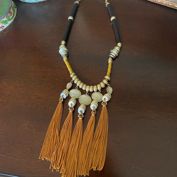 Lucky Brand tasseled necklace - Picture 2 of 2